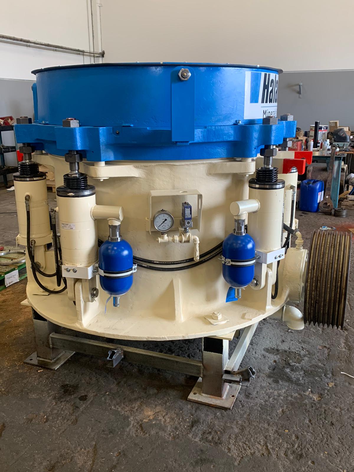 a secondary crusher reconditioned